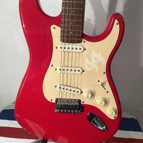 Squire fender guitar - by, guitar.