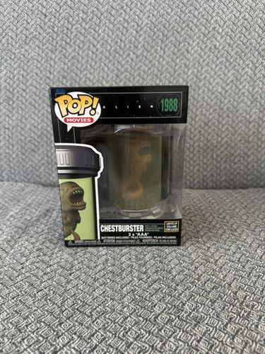 Chestburster light vinyl - chestburster, up