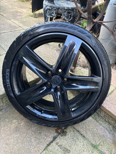 Alloy wheels with tyres - 17",