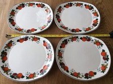 4 x Simpsons Pottery