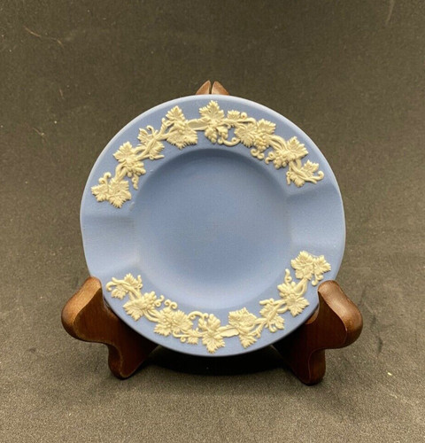 Wedgewood light blue jasper - light,