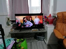 Polaroid P40FN0038K 40 Inch Full HD LED TV with Built in Freeview HD C Grade