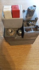 24 Volt Honeywell Red And White Button Gas Valve.1/2 Bsp Thread.Pilot Screw Inc.