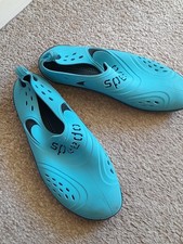 Speedo Blue Hydro Tread Rubber Water Shoes, Size 4