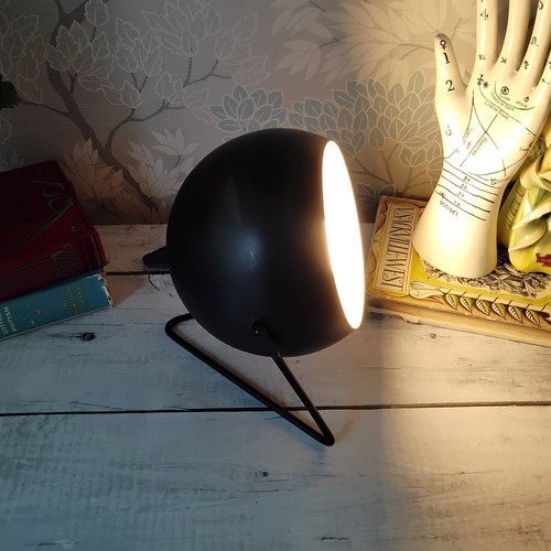 Retro black eyeball desk lamp - black,