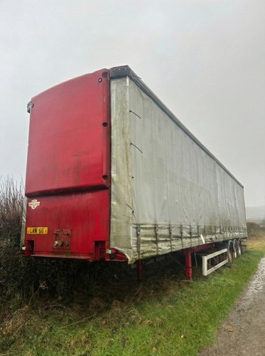 Curtainside tautliner tri axle - curtainside,