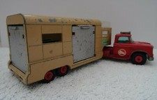 Diecast Model 1/63 MATCHBOX KING SIZE DODGE ARTICULATED HORSE VAN. Vintage 1967
