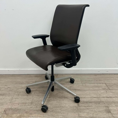 Steelcase think operator - steelcase, v1