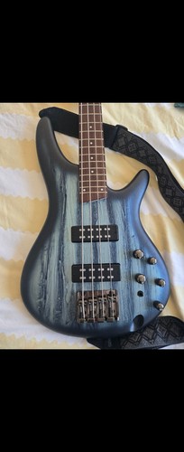 Ibanez bass guitar - , string
