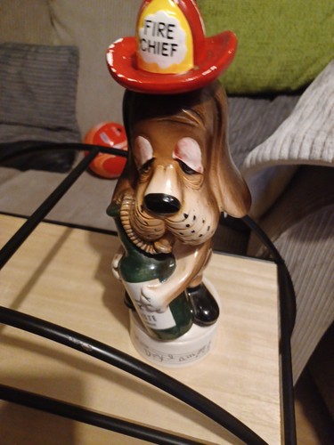 Basset hound vintage music - basset,