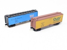 2x Ice Reefers 'Crazy Water Co' & 'American Beef Packers' Micro-Trains N Gauge
