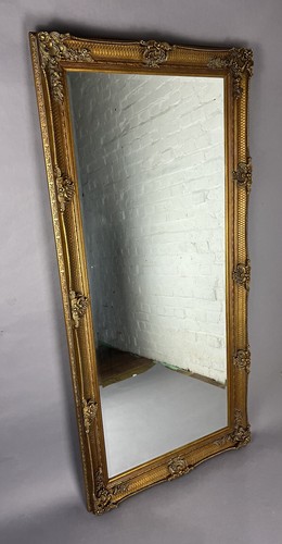 Large rococo standing full - large,