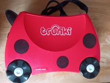 Trunki Kids Harley The Ladybird Ride-on Suitcase Red With Strap 