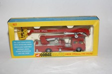Corgi 1127 Simon Snorkel Fire