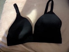 Women's black Plunge Bra 36D
