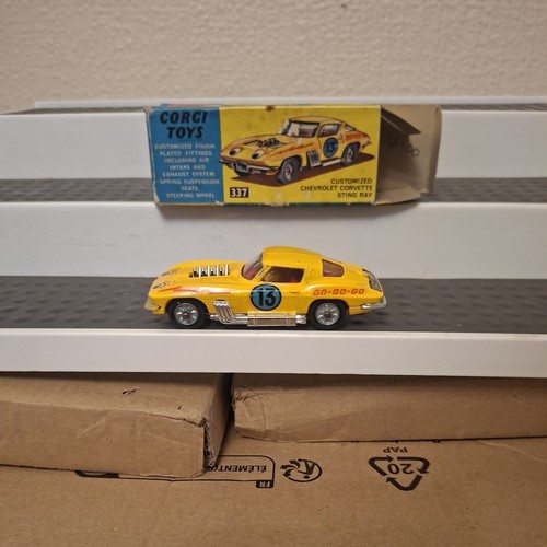 Corgi 337 chevrolet corvette - 337,
