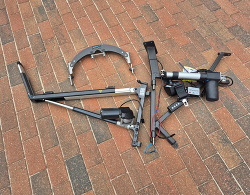Autochair car hoist - car,