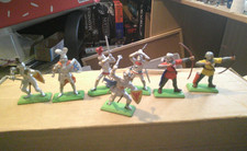 britains deetail knights inc King x7 1971  good shape metal bases