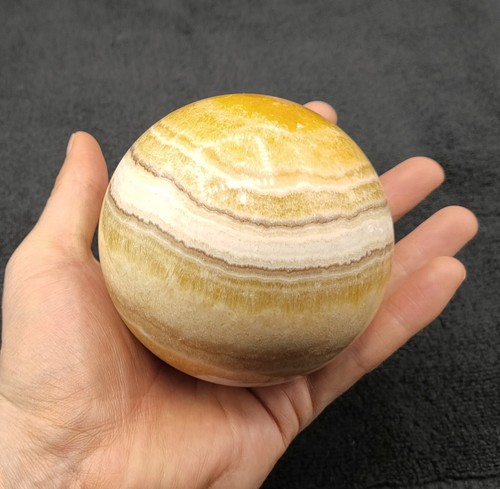 Large banded yellow calcite - banded,