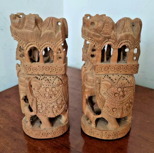 Pair vintage indian hand - pair,