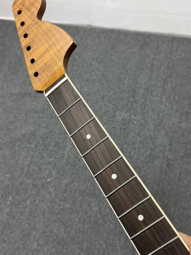 Jazzmaster style big head - style,