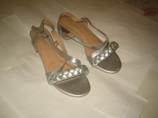 Ladies shoes ‘ WALLIS ‘