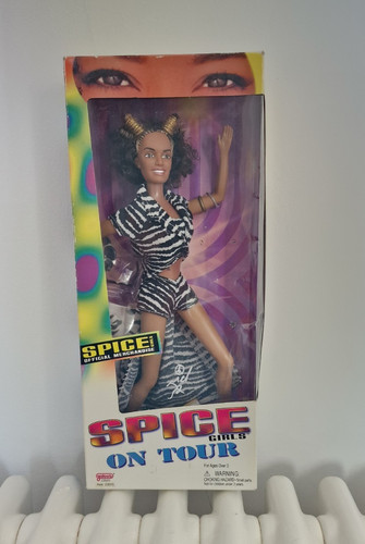 Spice girls tour mel - on,