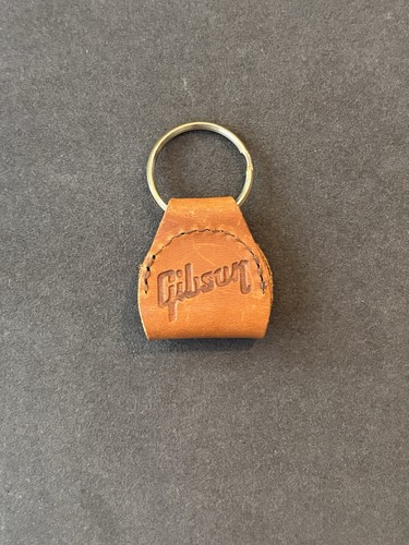 Vintage gibson guitar leather - vintage,
