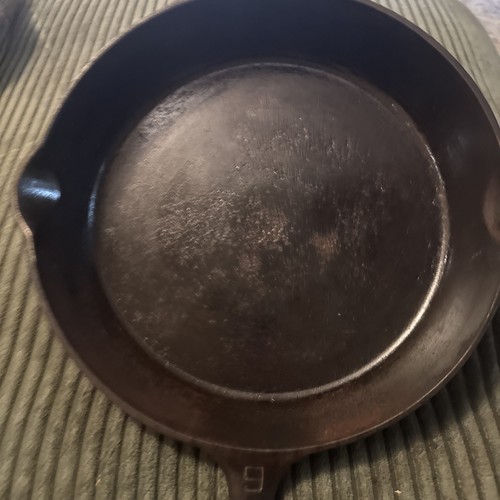 Griswold cast iron skillet - griswold,