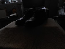 Hi-Tec Golf UK 10 Mens Black Golf Shoes - In Very Good Condition - Studded