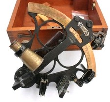 Heath & Co 20th-century cased 'Hezzanith' Marine Sextant; Serial Number 65698