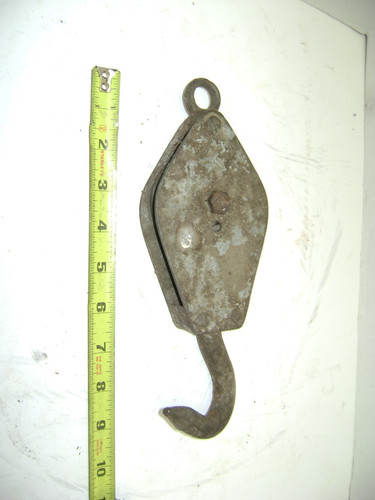 Vintage metal single pulley - ,