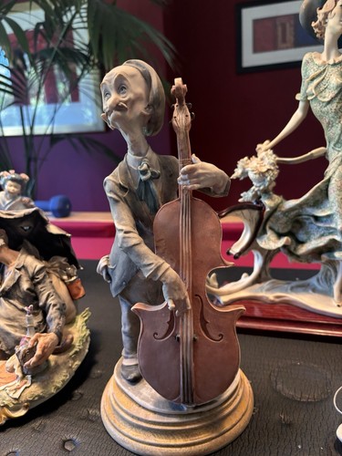 Guiseppe capodimonte old - capodimonte, man