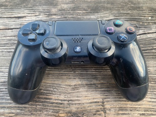 Playstation controller - 2,