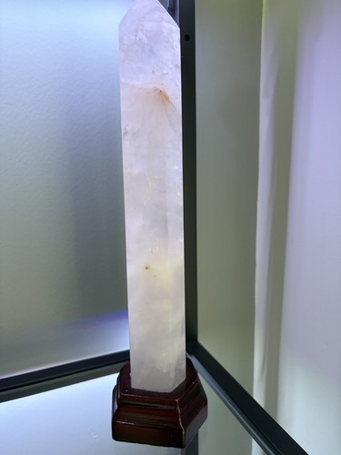 Huge clear quartz - tower, 1.22kg