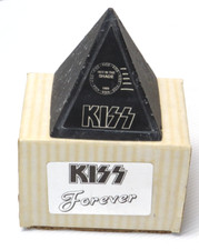 KISS 1989 PROMOTIONAL HOT IN