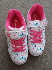 girls heelys size 2 hearts