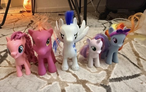 Little pony toy - pony, figures
