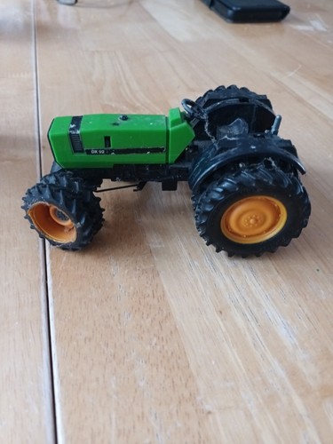 Britains scale deutz dx - 1:32,