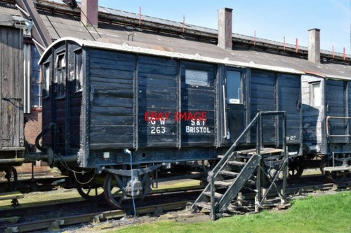 Photo gwr t mess van - gwr/br(w),