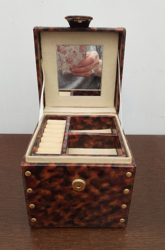 Vintage jewellery - vintage,