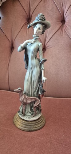 Capodimonte signed figurine - capodimonte,