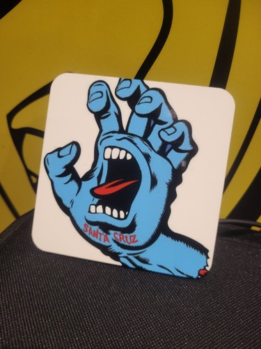 Santa cruz screaming hand - screaming,