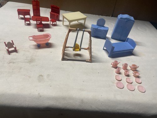 Vintage dolls house - vintage,