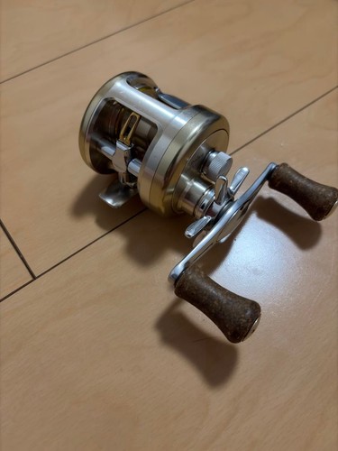 Daiwa millionaire 105l - cv-z,