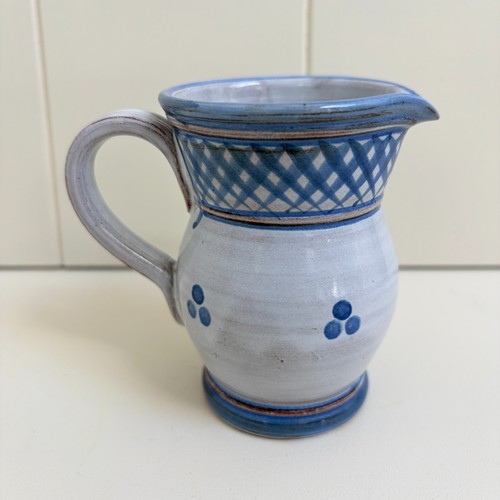 Lovely studio art pottery - studio,