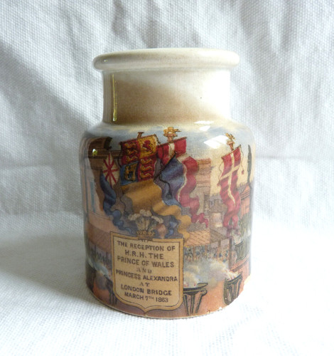 Prattware jar pot reception - pot, 'reception