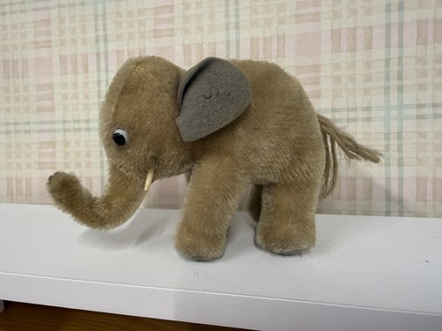 Small vintage steiff - small,