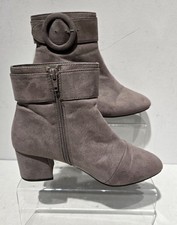 PRIMARK-WIDEFIT WOMEN GREY ankle Zip-up boots with buckle detailing size 5 CGS77
