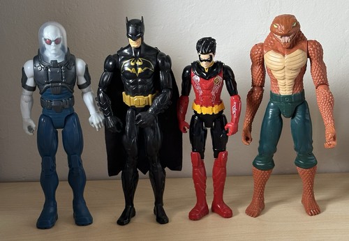 Batman action figure - batman, 12”